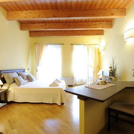 Piazza Azuni 18 Guest House Sassari Eksteriør billede