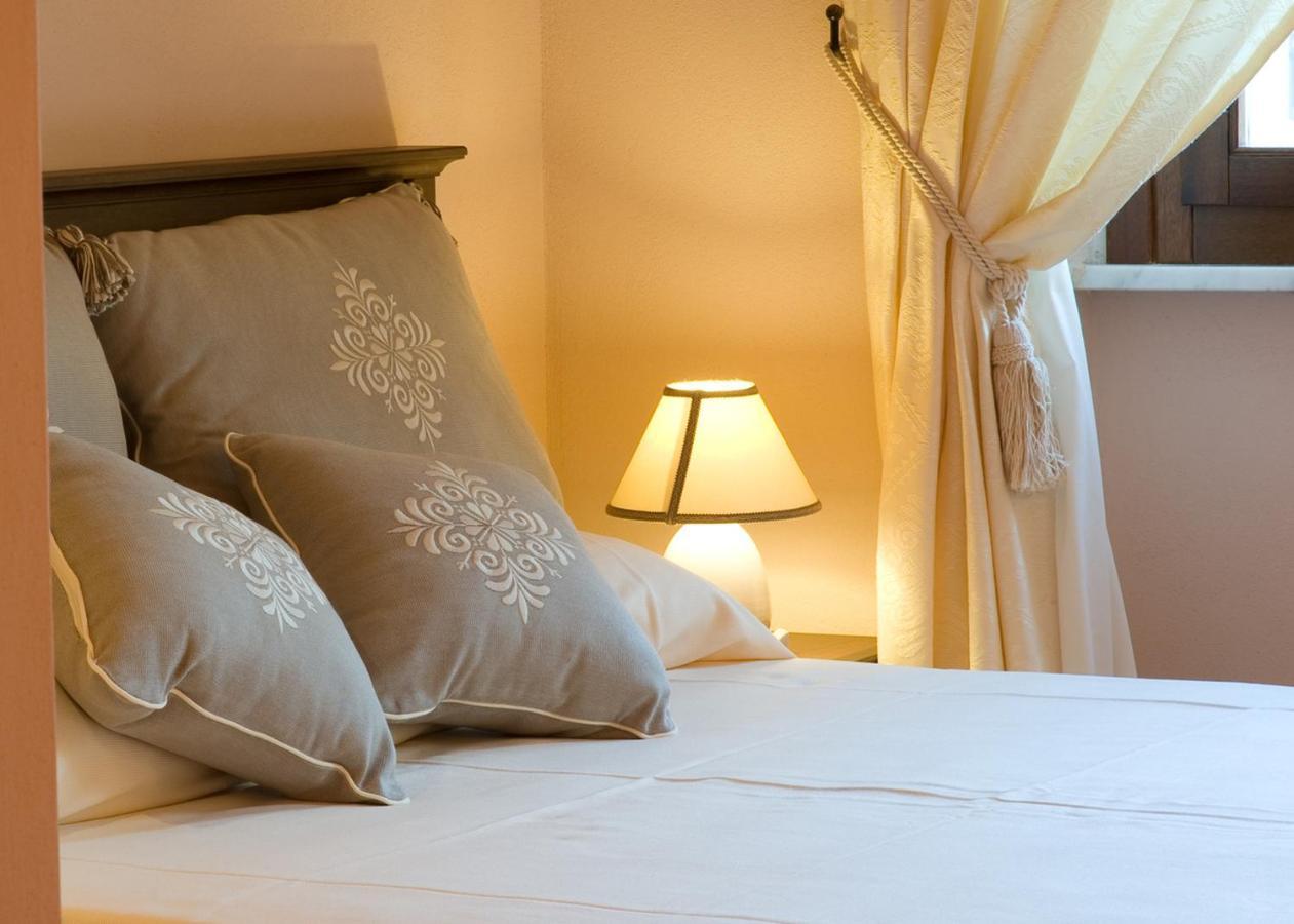 Piazza Azuni 18 Guest House Sassari Eksteriør billede